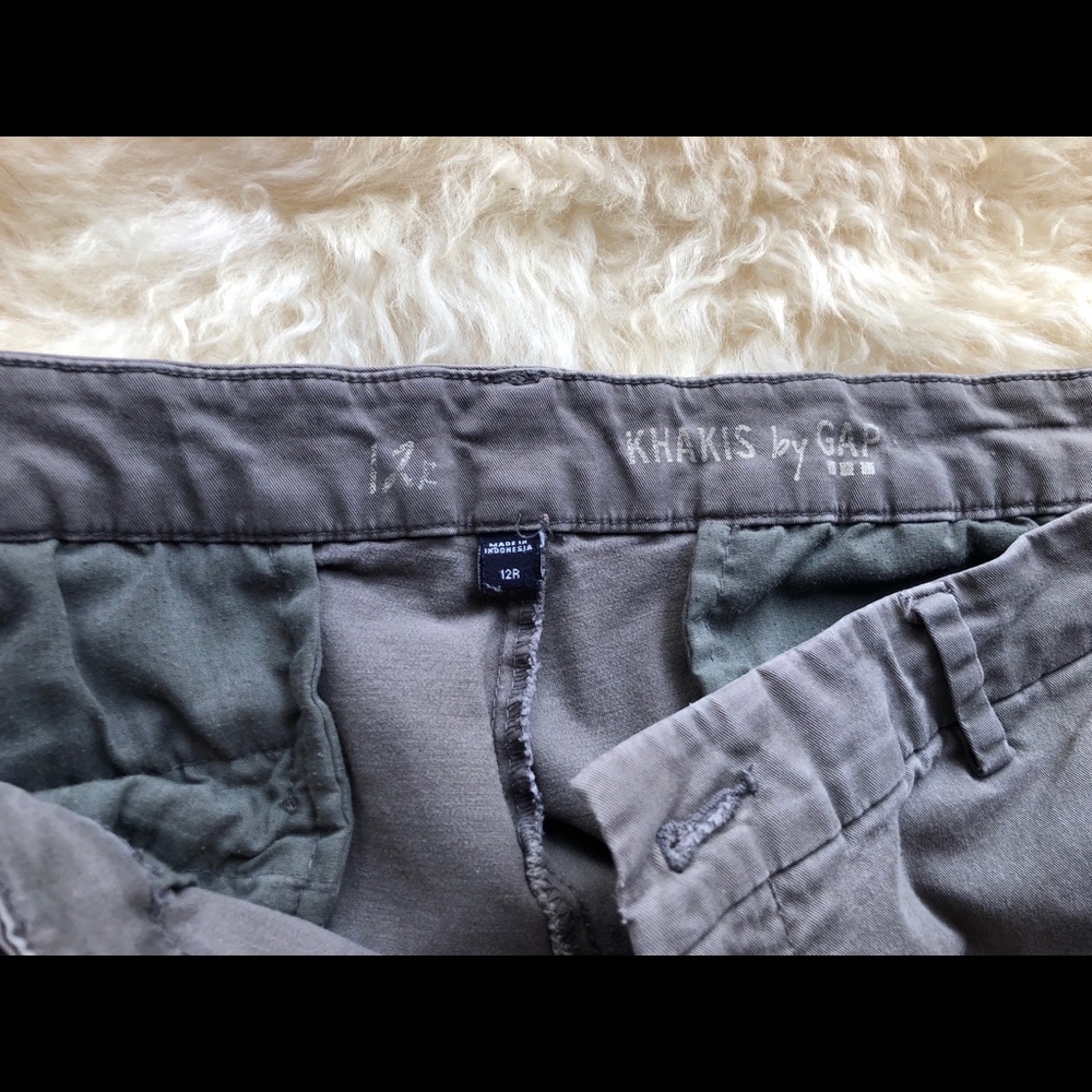 Gap 12 R - Picture 2 of 2